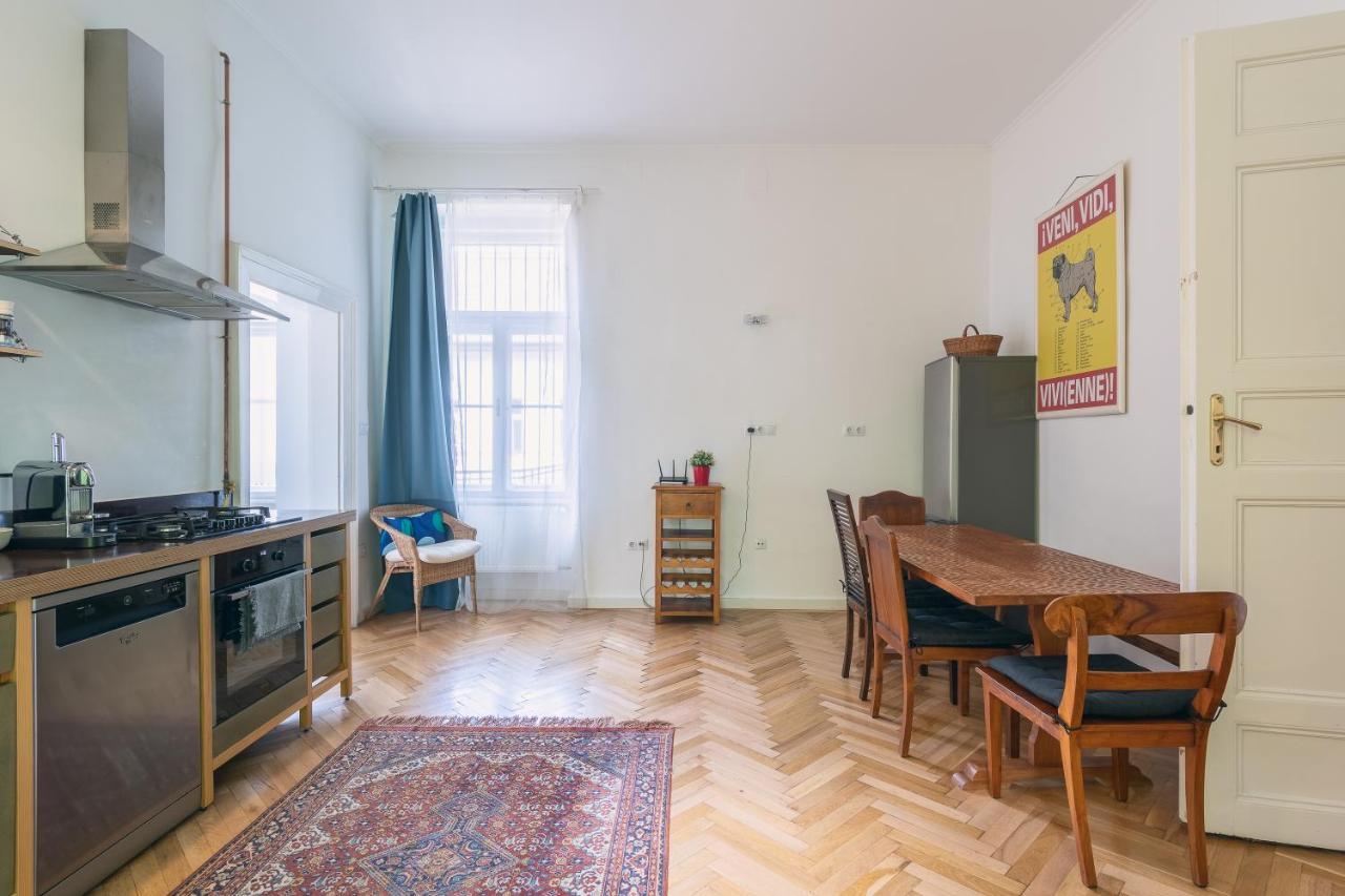 Bright & Spacious Loft With Basilica View Budapeşte Dış mekan fotoğraf