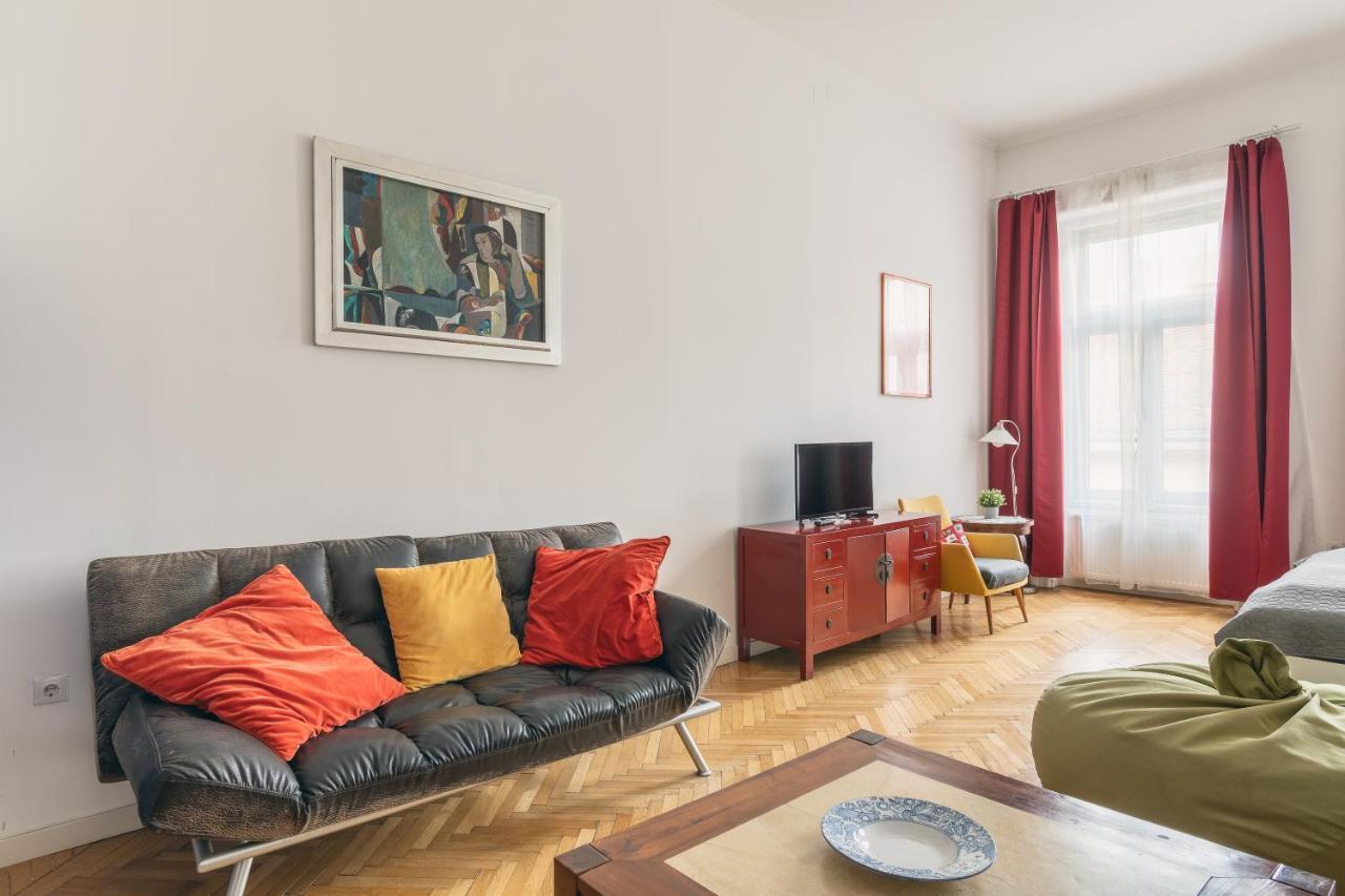 Bright & Spacious Loft With Basilica View Budapeşte Dış mekan fotoğraf